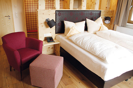 Elternschlafzimmer im Kinderhotel Landhaus zur Ohe Familienzimmer im Familotel Landhaus zur Ohe