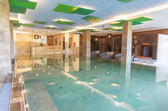 Neuer Panoramapool im Familienhotel Panoramapool im Landhaus zur Ohe