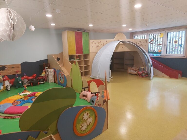 Kleiner HappyClub Raum