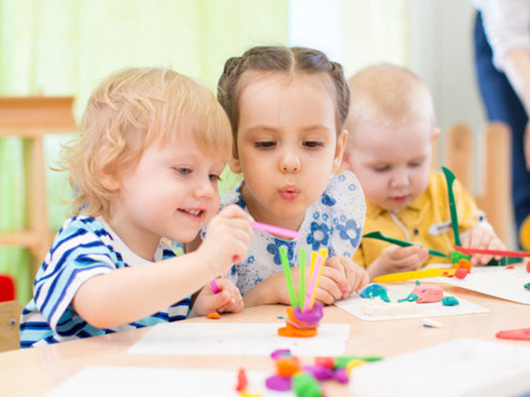 Kinderbetreuung im Familienhotel